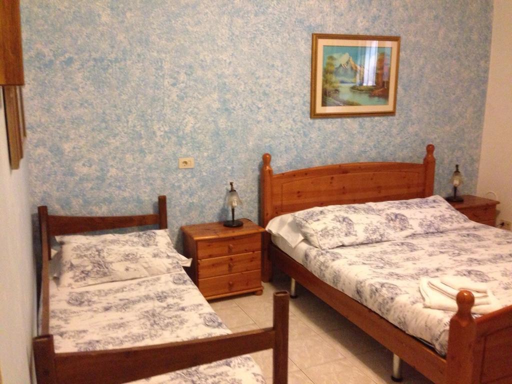 B & B Leonard Acqui Rome Room photo